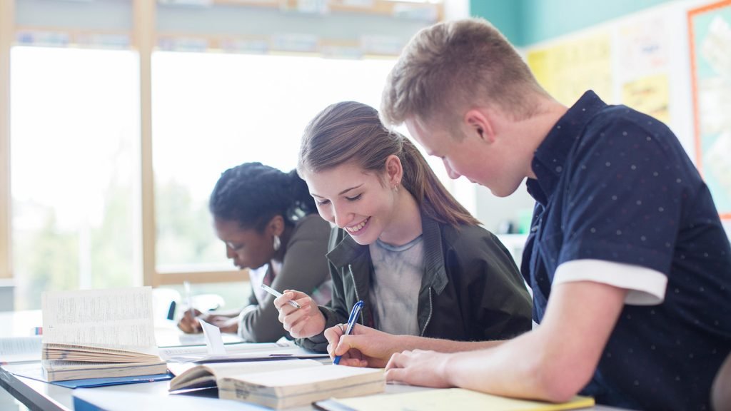 students studying together, study technique